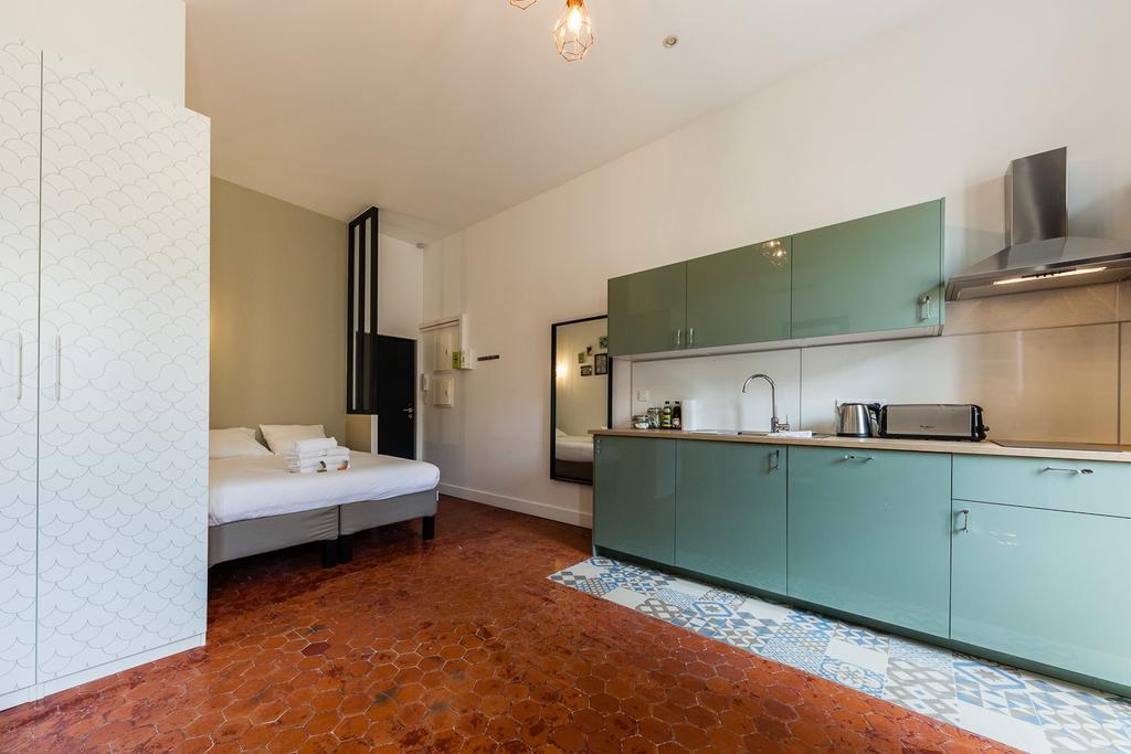 Chez Nous - 7 Appartements Sur Le Vieux Port Marseille Ngoại thất bức ảnh