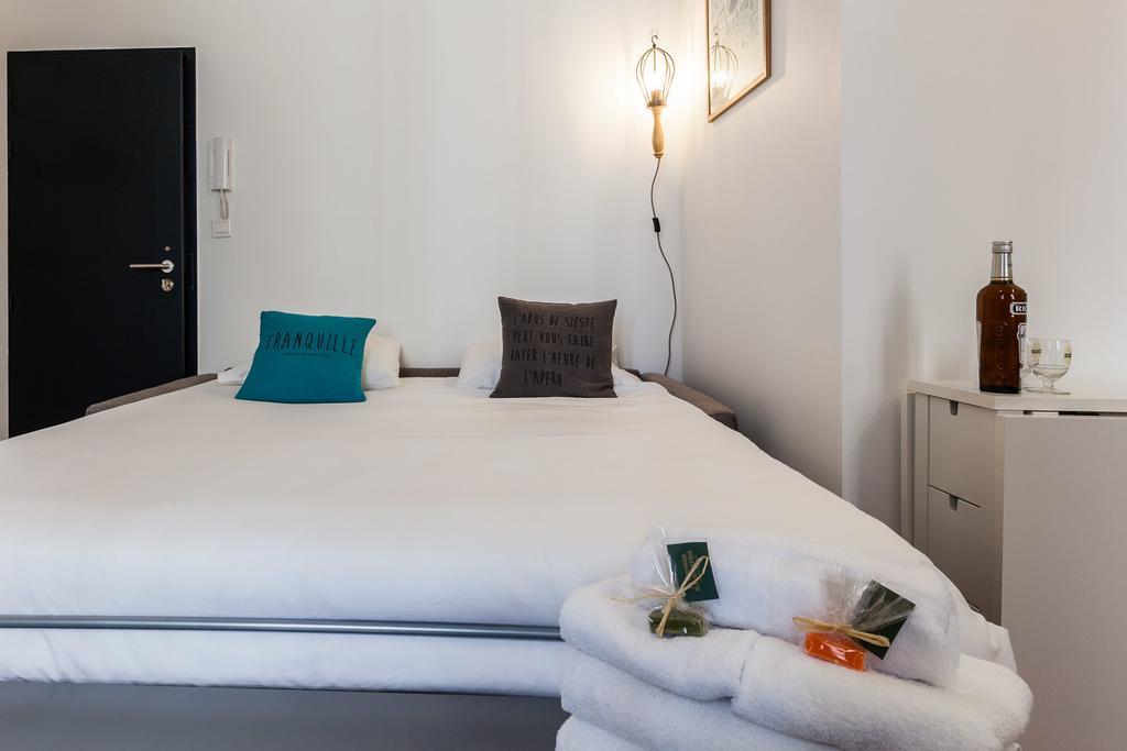 Chez Nous - 7 Appartements Sur Le Vieux Port Marseille Ngoại thất bức ảnh