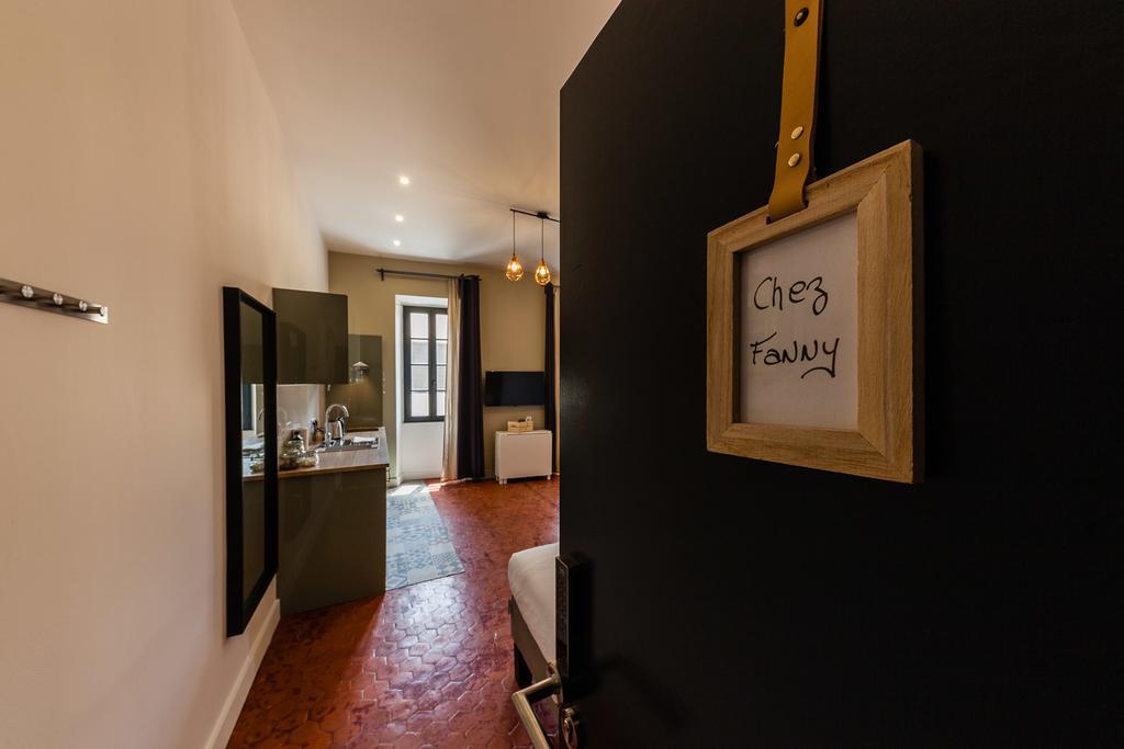 Chez Nous - 7 Appartements Sur Le Vieux Port Marseille Ngoại thất bức ảnh