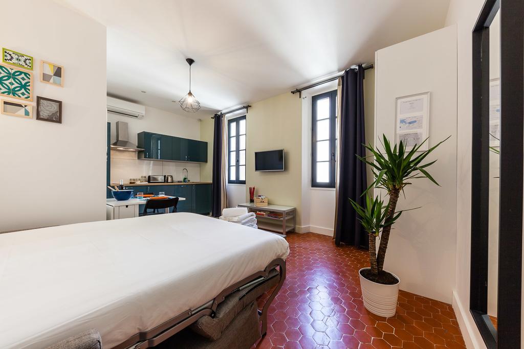 Chez Nous - 7 Appartements Sur Le Vieux Port Marseille Ngoại thất bức ảnh